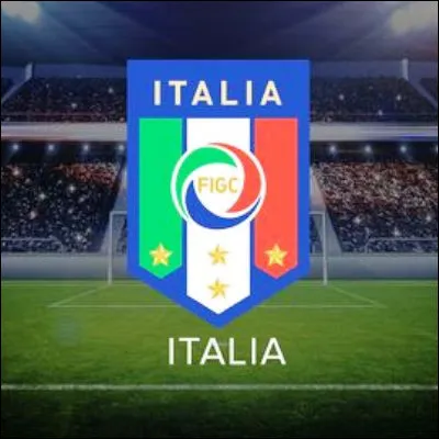 Quel footballeur d&eacute;tient le record du nombre de s&eacute;lections en &eacute;quipe nationale d�Italie ?