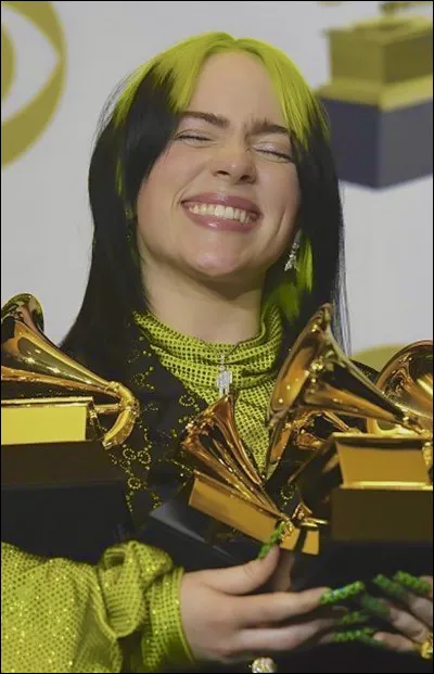 De quelle taille sont ses vêtements ?