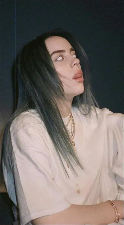 Quelles paroles ne sont pas dans la chanson "All The Good Girls Go To Hell" ?