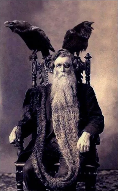 Complétez : 
"Sjaldan beitum..."