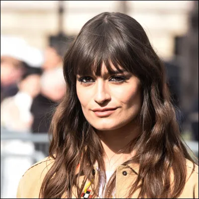 Comment s'appelle cette chanteuse ?