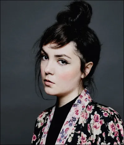 Comment s'appelle cette chanteuse ?