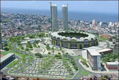 Quelle est cette ville francophone d'Afrique, capitale politique et administrative du Gabon, centre commercial du bois (okoumé) et grand port minéralier (manganèse) ?