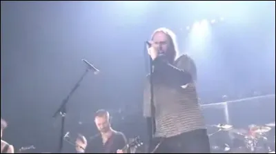 Complétez : 
"Mið- í..."