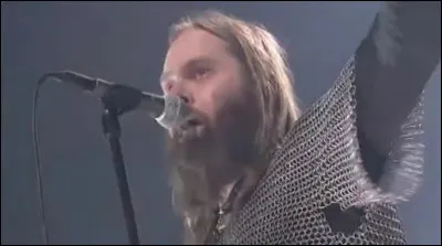 Complétez : 
"Undir þá..."