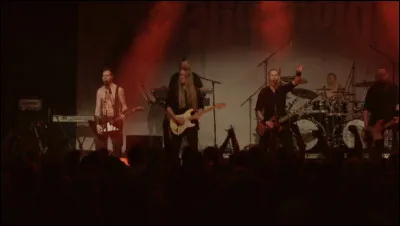 Complétez : 
"Þórunn Auðna, þakkarskuldin..."