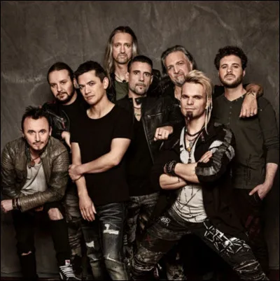 Complétez : 
"Que foi tolleito dos..."