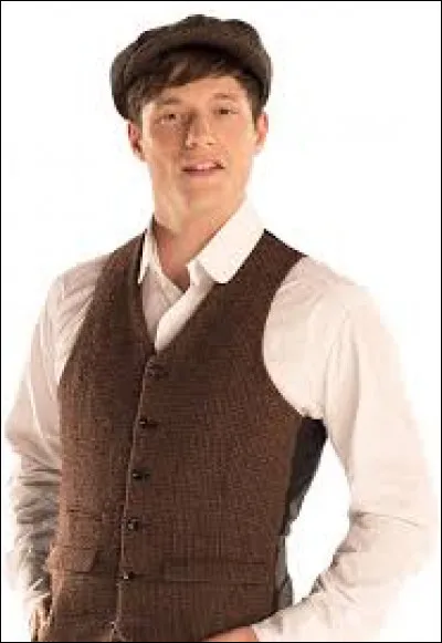 Henry devient célèbre car il est...