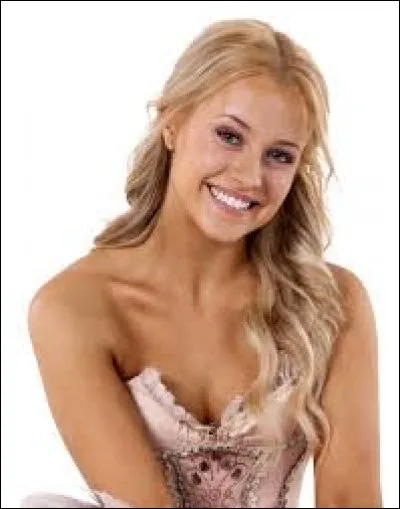 Dans le passé de qui Léna était-elle amoureuse ?