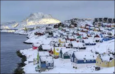 Quelles sont les deux couleurs du drapeau du Groenland ?