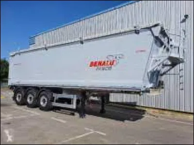 Quel est ce type de remorque ?