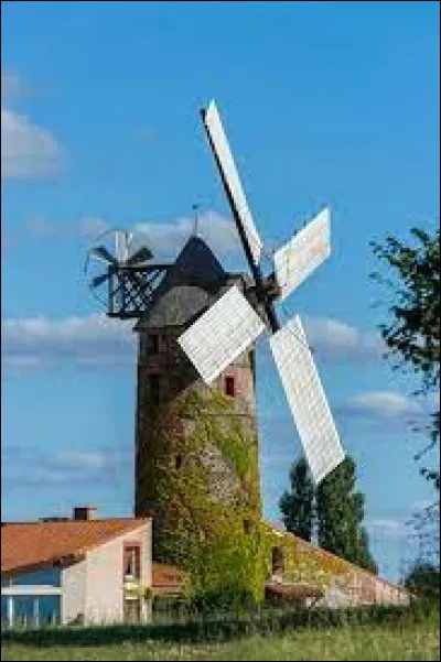Ancienne commune Angevine, La Chapelle-Saint-Florent se situe en r&eacute;gion ...