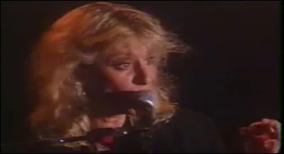 L'année suivante (74), c'est Véronique Sanson qui s'y colle avec une bossa-nova arrangée salsa : « Alia Souza ». De qui est ce titre ?