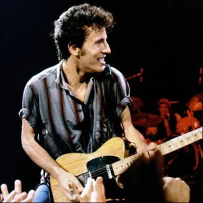 Dans quelle chanson Bruce Springsteen aborde-t-il la difficult&eacute; des v&eacute;t&eacute;rans du Vietnam &agrave; se r&eacute;ins&eacute;rer dans la soci&eacute;t&eacute; ?