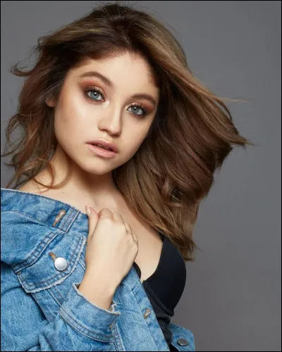 Comment s'appelle sa première tournée solo ?