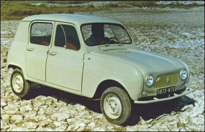 Est-ce le modèle éphémère Renault 3 de 603 cm3, lancé pour concurrencer la 2cv Citroën ?