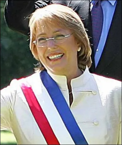 Michelle Bachelet est la première femme à être élue au suffrage universel direct de ce pays d'Amérique du Sud en 2006. Lequel ?