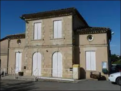 Commune de l'aire urbaine Bordelaise, dans le vignoble des C&ocirc;tes de Bourg, Saint-Trojan se situe dans le d&eacute;partement n&eacute;o-aquitain ...
