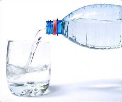 Boire de l'eau est...
