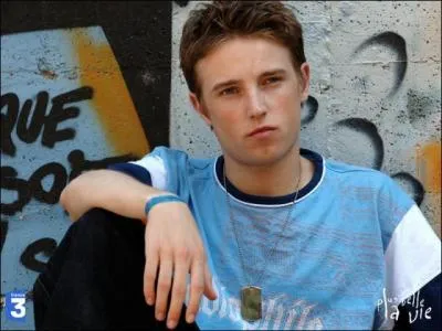 Avec qui Nathan a-t-il eu une histoire pendant sa croisire ?