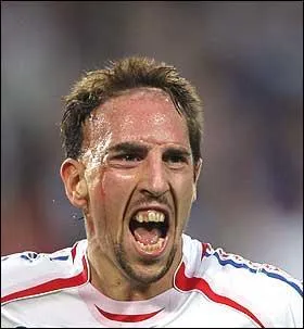 Dans quel club joue ce joueur ?