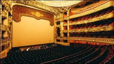 Qui est le compositeur de l'opéra "Le Crépuscule des dieux" ?