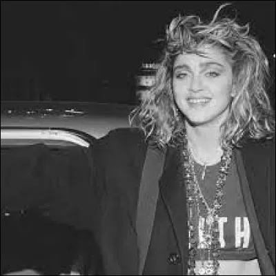 Durant quelle décennie est sortie la chanson "Vogue" ?