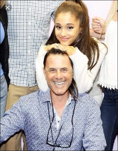 Qu'a-t-elle dit juste après avoir confirmé ne plus parler avec son père ?