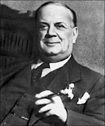 Qui est ce Guccio, artiste maroquinier, fondateur en 1921 d'un empire international à son nom spécialisé dans le cuir, les bagages, la sellerie, la fourrure et la haute couture, mort en 1953 ?