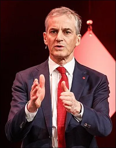 Dans quelle grande école parisienne Jonas Gahr Støre, président du Parti travailliste (AP), a-t-il étudié ?