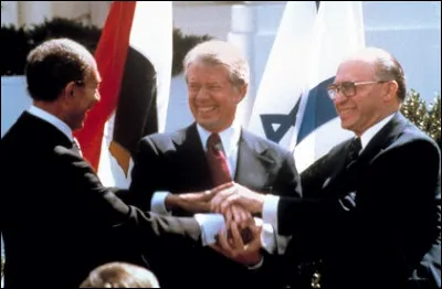 Comment se nomment les accords de paix entre l'&Eacute;gypte et Isra&euml;l en 1978 ?