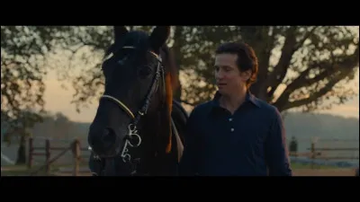 Combien fait-il au garrot à l'âge adulte ?