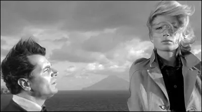 À quel réalisateur doit-on le long-métrage "L'Avventurra" ?