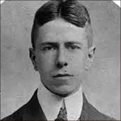 Quel roman, &eacute;crit par Louis H&eacute;mon, consid&eacute;r&eacute; comme le plus c&eacute;l&egrave;bre du Canada fran&ccedil;ais, raconte les difficult&eacute;s d�une famille de colons ?