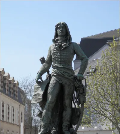 Engagé dans les volontaires en 1791, général à 24 ans en 1793, il combat dans l'armée de Sambre et Meuse et dans l'armée du Rhin. Tué en 1796 à 27 ans, il est considéré comme un héros : plusieurs monuments et statues l'honorent, un timbre a été édité pour le bicentenaire de sa naissance : c'est ...