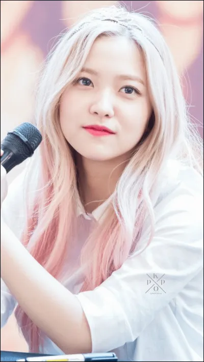 De qui Jennie est-elle très proche ?