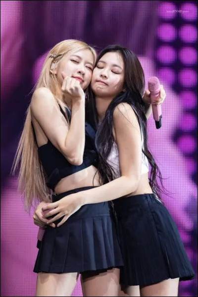 Vrai ou faux : Rosé est-elle sortie avec Jennie en cachette ?