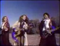 Le bonheur est  2 doigts ...