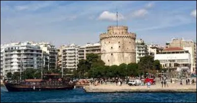 Thessalonique est-elle une ville située en Grèce ?