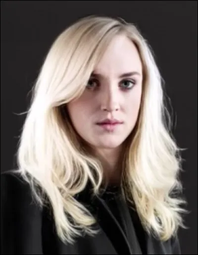 Qui est ce personnage transformé en fille ?