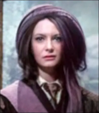 Qui est ce personnage transformé en fille ?