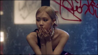 Quelle est cette chanson sur l'image ?