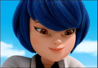 Kagami pratique l'escrime.