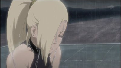 Que dit le sensei d'Ino, à elle et à son équipe, avant de mourir ?