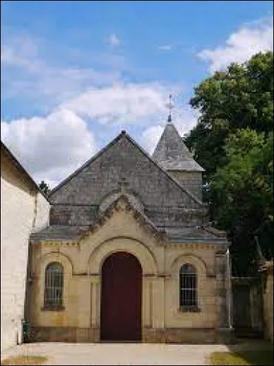 Commune des Pays-de-la-Loire, dans le Saumurois, Courchamps se situe dans le département ...