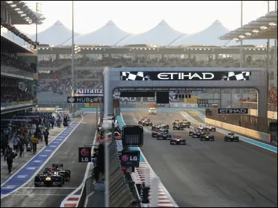 Quelles écuries finissent dans les 3 premières au classement constructeur ?