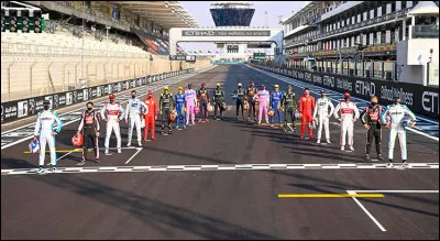 Qui fait son retour en tant que pilote titulaire après un an d'absence ?