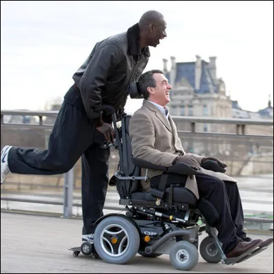 Quel tandem de cin&eacute;astes a r&eacute;alis&eacute; les films "Les Jours heureux" et "Intouchables" ?