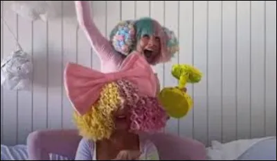 Quel est le film coécrit, coproduit et réalisé par Sia ?