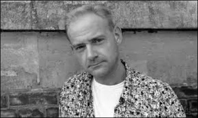 Complétez le titre de cette chanson : "Les miroirs dans...